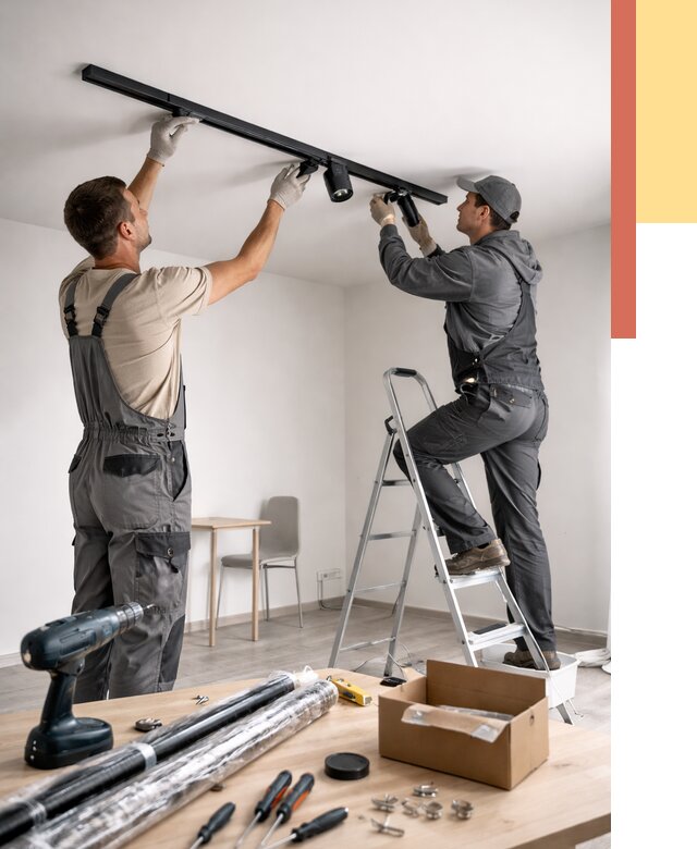 Установка трековых светильников в натяжной потолок в Назрани от 4314 руб. | ОТДЕЛОЧНИК-Нзр